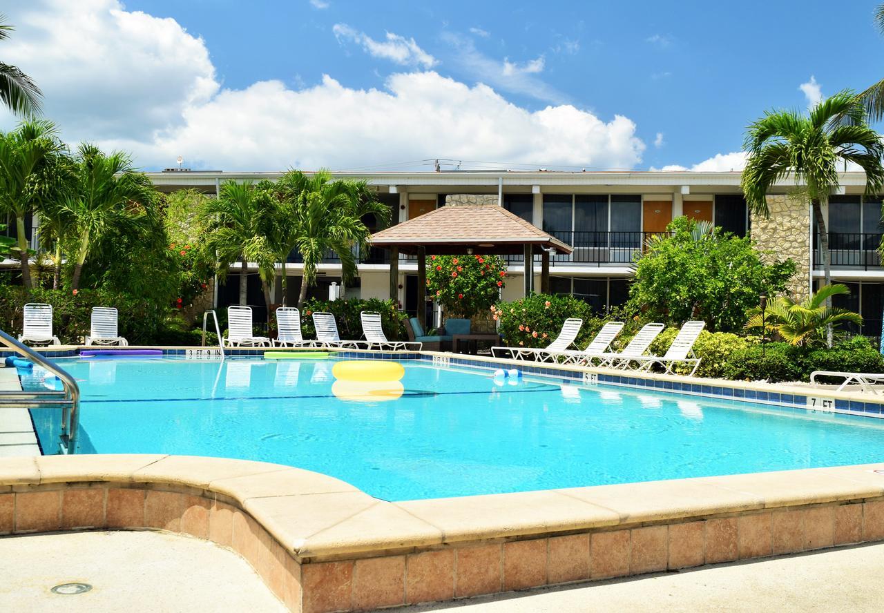 Dolphin Key Resort - Cape Coral Exterior foto